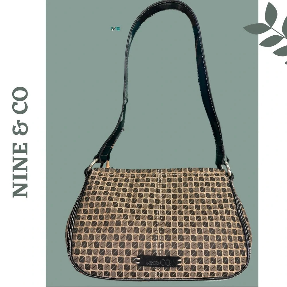 Nine & Co Tan & Beige Small Purse Zipper Closure Shoulder Bag Brown